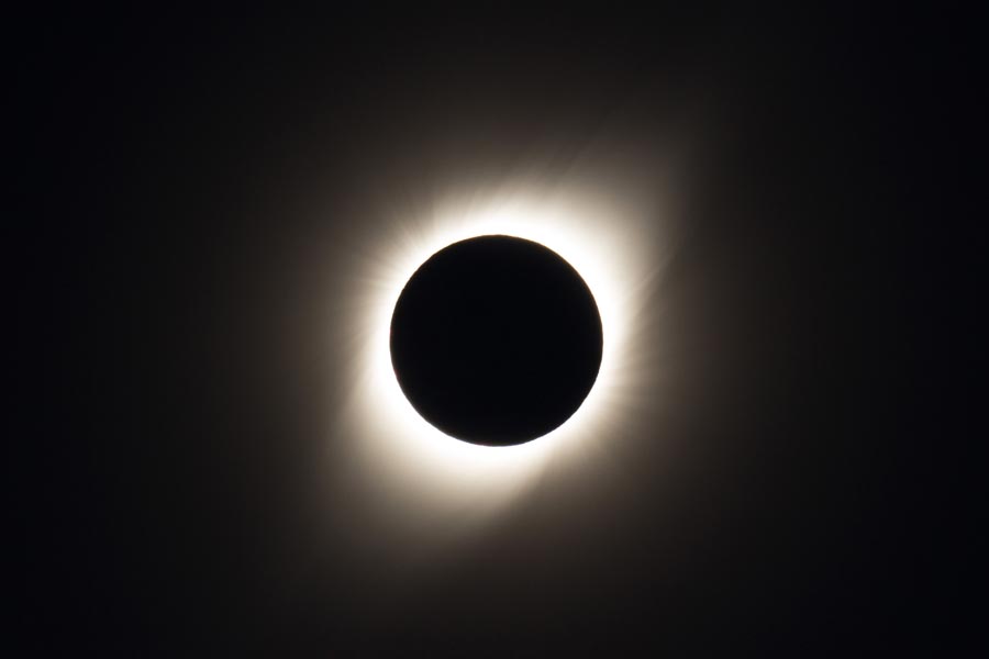 Rare 2027 Total Solar Eclipse Middle East Darkness Witness The Wonder - btnh9sq